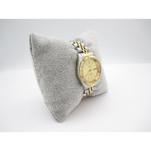 Women Helbros Quartz WR Analog 26mm Round Watch (H604) "New Battery" - Picture 6 of 11